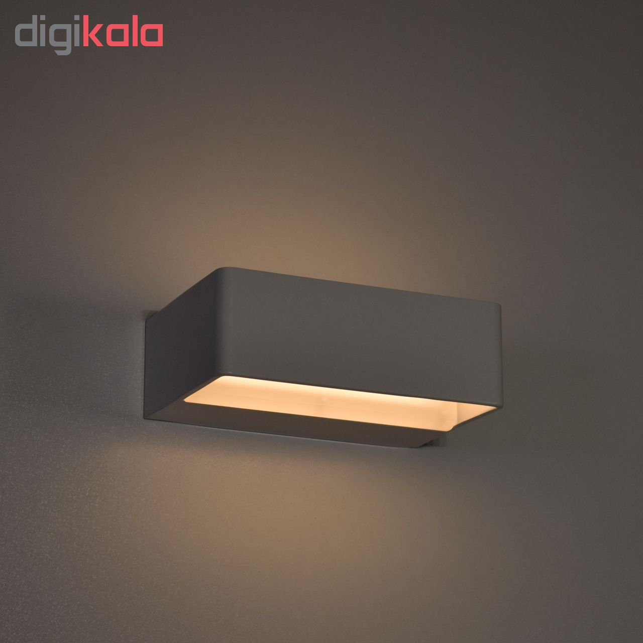 چراغ دیواری نیرا مدل WL-R-9701