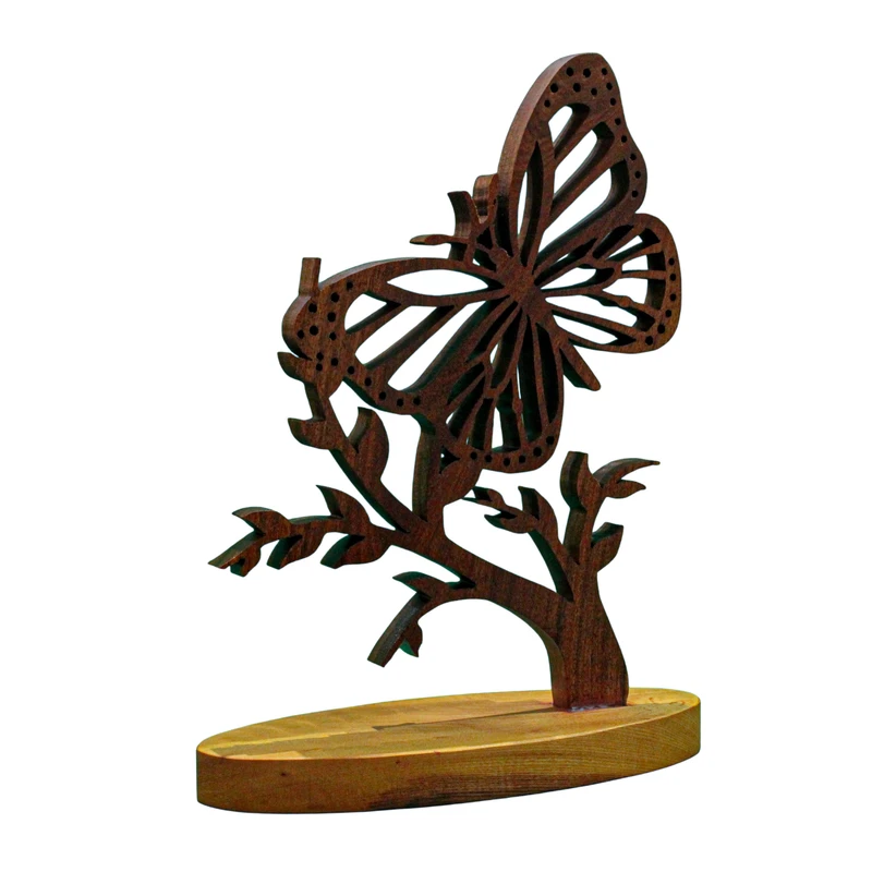 مجسمه چوبی مدل مونارک