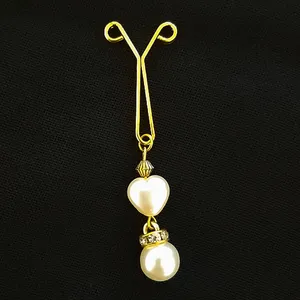 	 گیره روسری زنانه مدل 03 طرح قلب