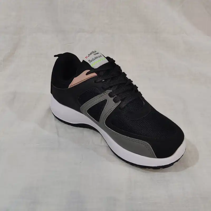 کفش پیاده روی زنانه مدل رامیلا A4 رنگ مشکی