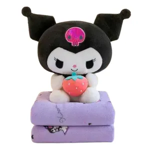 عروسک پتویی مدل شخصیت کرومی توت فرنگی بدست ارتفاع 40 سانتی متر