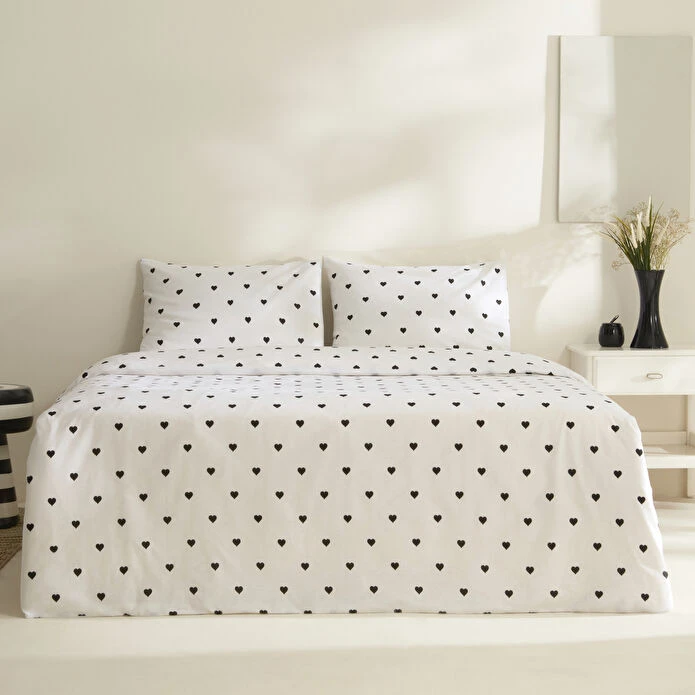 سرویس روتختی 2 نفر 4 تکه کاراجا هوم مدل Amour 