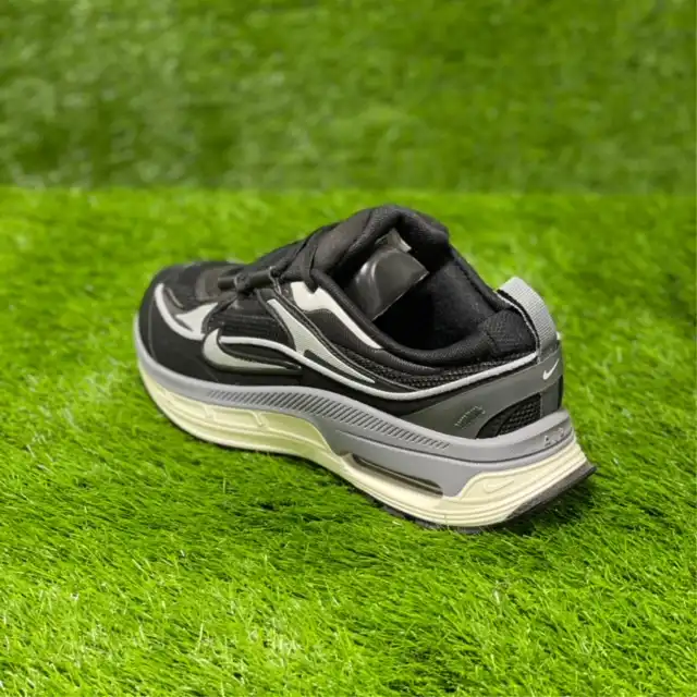 کفش پیاده روی مردانه مدل NIK2025