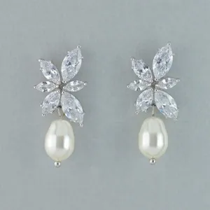 گوشواره طلا 18 عیار زنانه قیراط طرح مارکیز کد GH3705