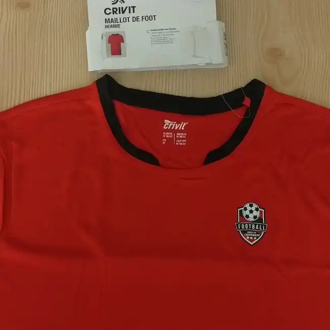 تی شرت آستین کوتاه ورزشی مردانه کریویت مدل فوتبالی 1 سوزنی رنگ قرمز