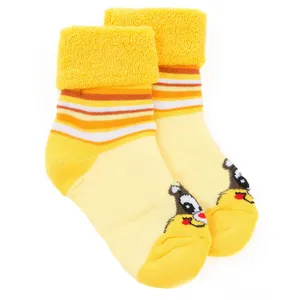 جوراب بچگانه کنته کیدز طرح خرسی کد 026