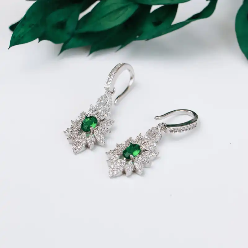 نیم ست نقره زنانه جی تی ای مدل نایس 52