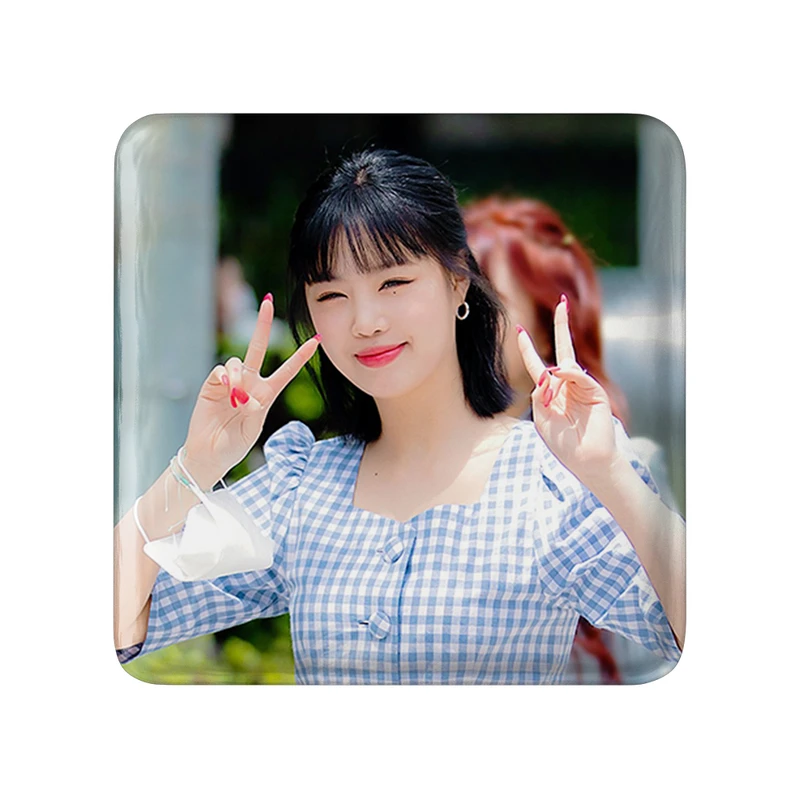 مگنت خندالو طرح سوجین گروه جی آیدل GIdle  مدل مربعی کد 19560