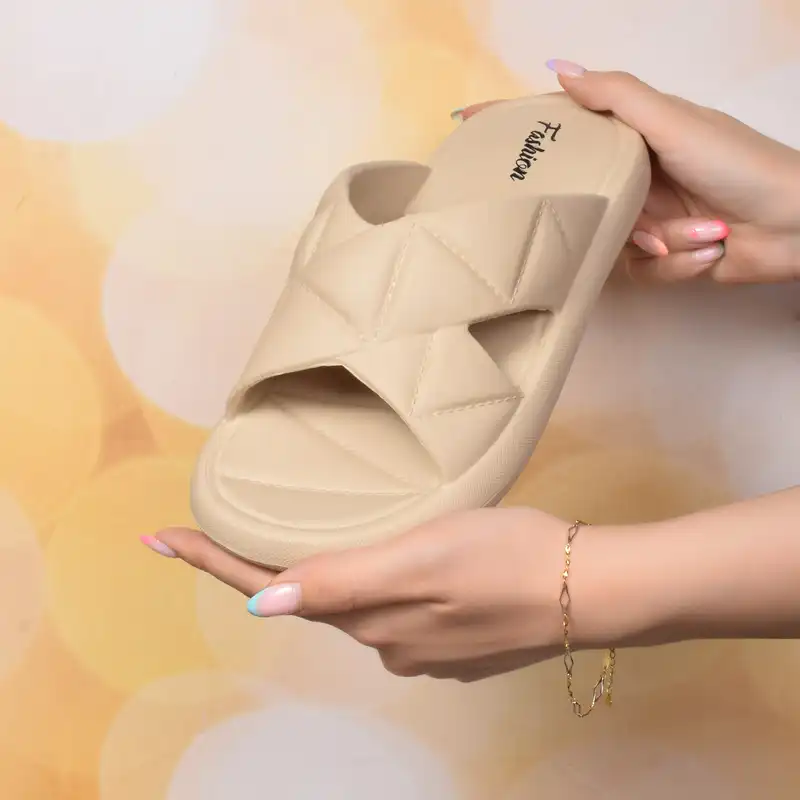 دمپایی زنانه مدل NCF.2763