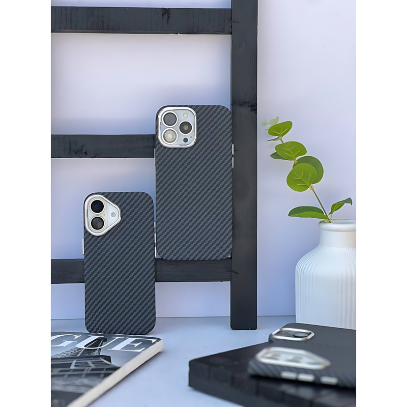 کاور مدل Carbonix مناسب برای گوشی موبایل اپل iPhone 13 Pro Max