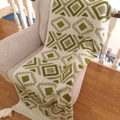 نقد و بررسی شال مبل مدل پانچدوزی کد 1 سایز 170×140 سانتیمتر توسط خریداران