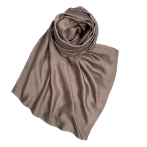 شال زنانه مدل نخی دست دوز