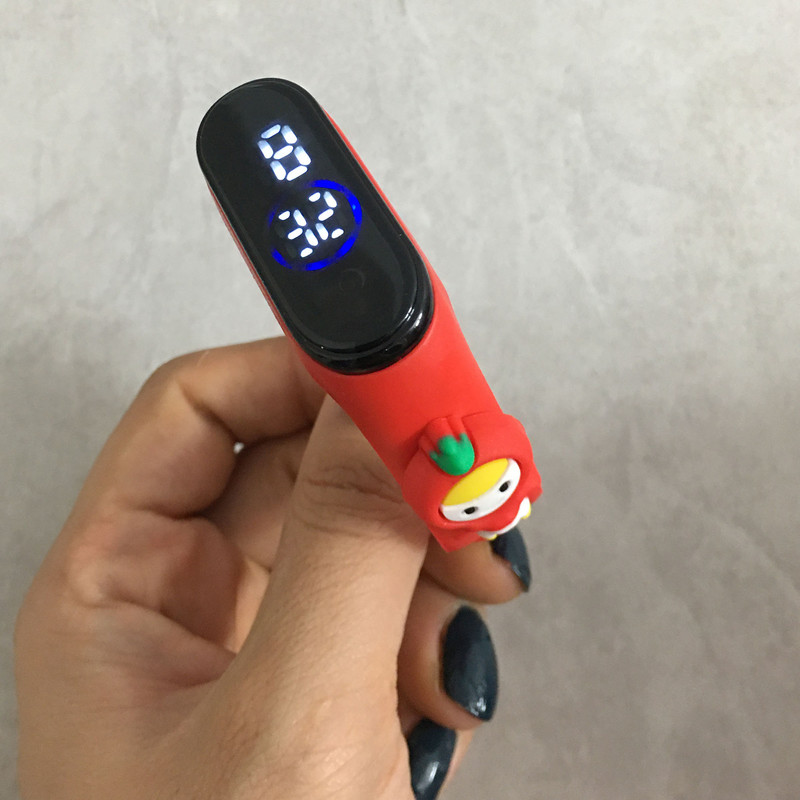 ساعت مچی دیجیتال بچگانه مدل ضدآب سیلیکونی کد W G TO RE DI99