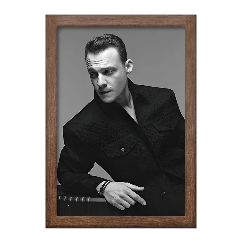 تابلو خندالو طرح کرم بورسین (Kerem Bürsin) کد F10231