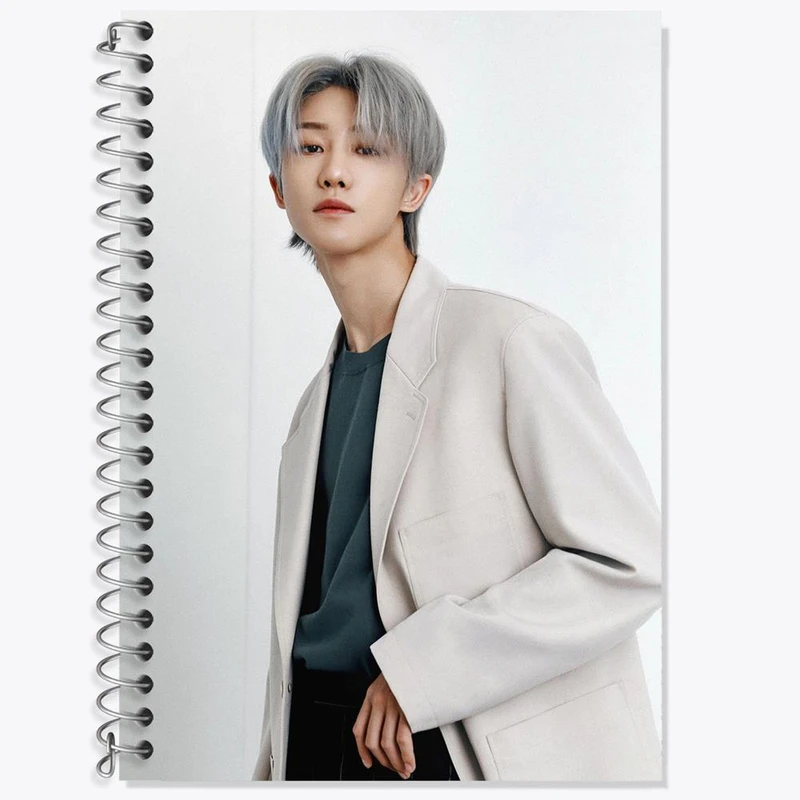 دفتر زبان 50 برگ خندالو مدل سه خط طرح دی ایت گروه سونتین Seventeen کد 21550