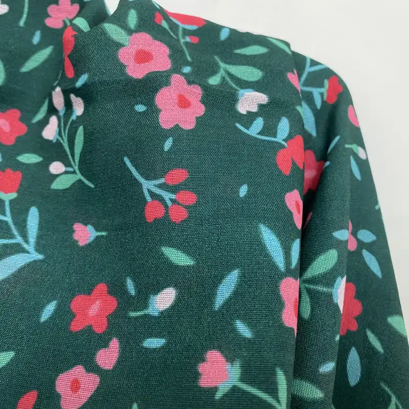 روسری زنانه مدل نخ چهارفصل منگوله دار کد 1000