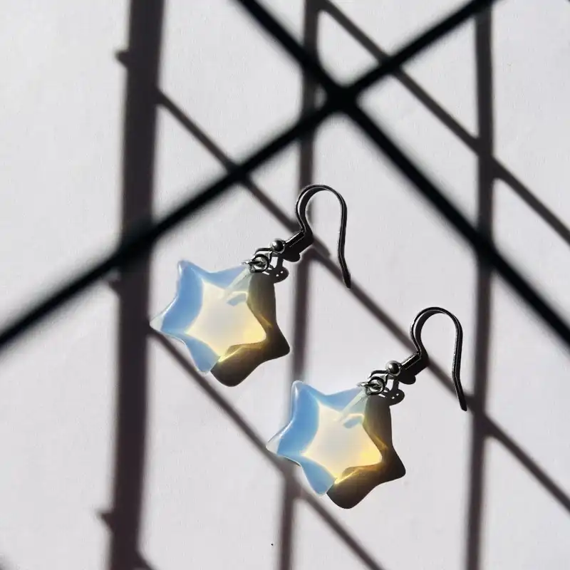 گوشواره زنانه مدل ستاره سنگی اوپال