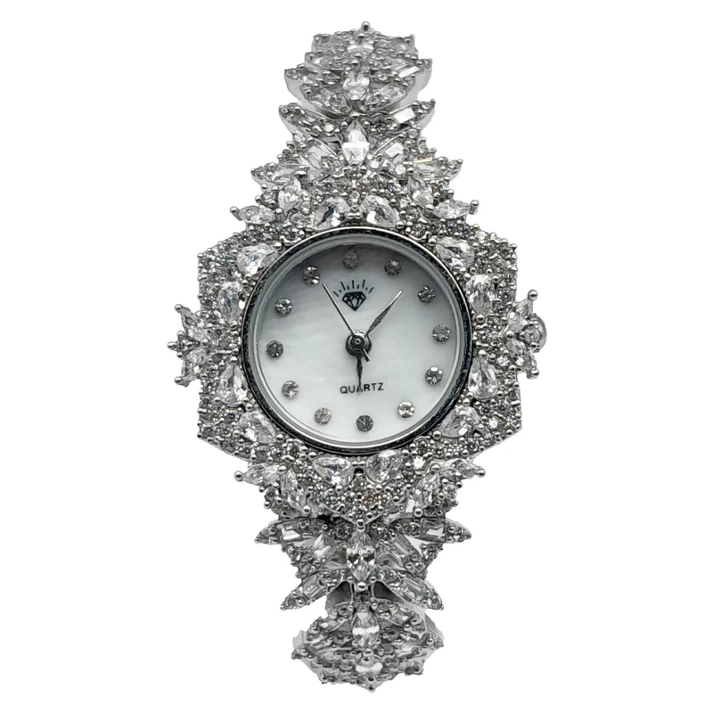 ساعت مچی عقربه‌ای مکانیکی نقره زنانه مدل عروس