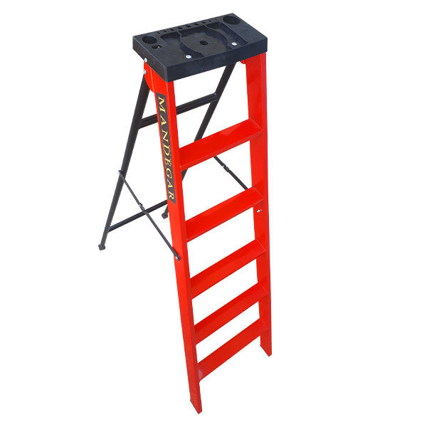 نردبان 5 پله ماندگار مدل دنا