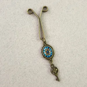 گیره روسری زنانه مدل گل كد SF136-BS