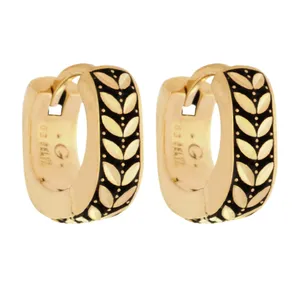 گوشواره طلا 18 عیار زنانه طلای مستجابی مدل جلوا کد 79