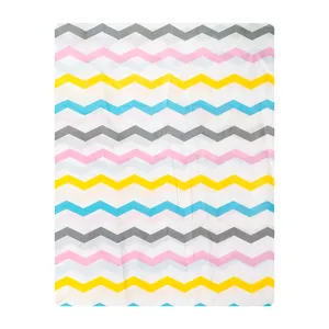 ملحفه آدنو مدل زیگراگ کد CH72 دونفره سایز 220x250 سانتی متر