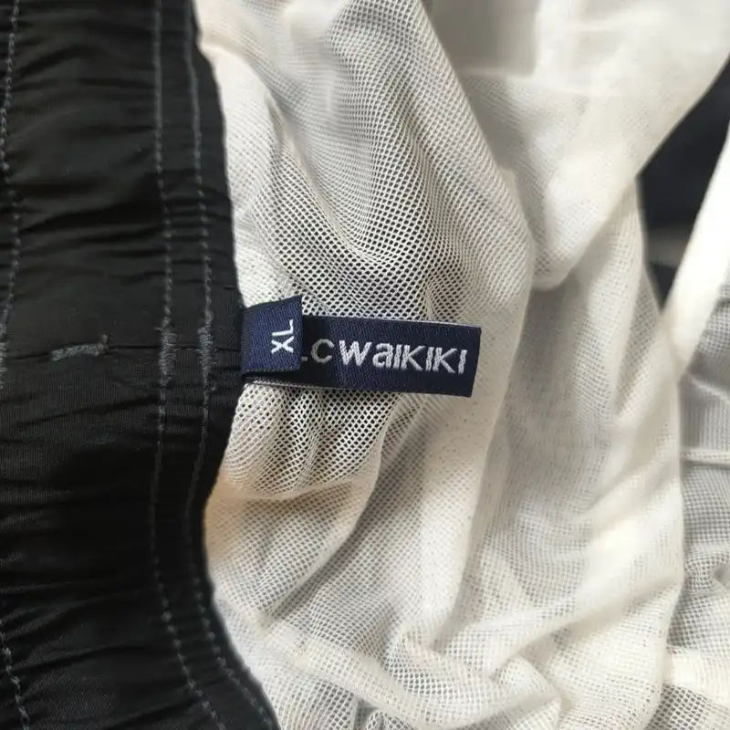 مایو مردانه ال سی وایکیکی مدل آنتی باکتریال