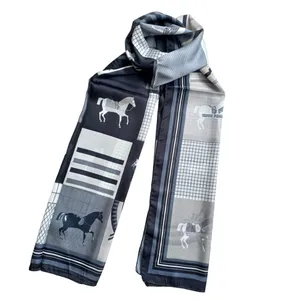 شال زنانه مدل ابریشم مهمانی اسب دار چهارخانه کد 14