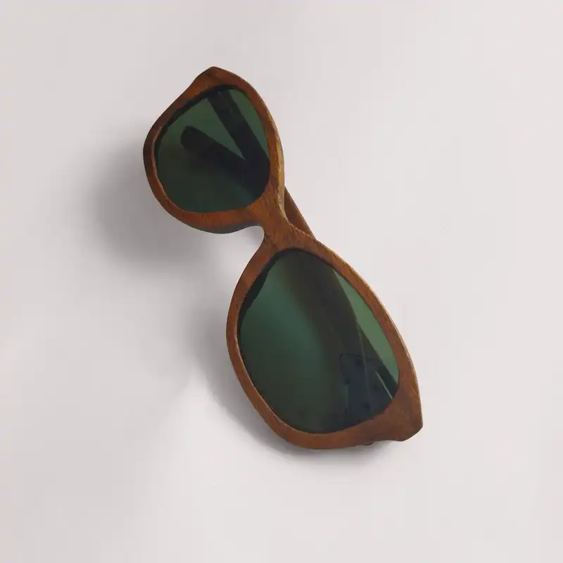 عینک آفتابی مدل چوبی آنا