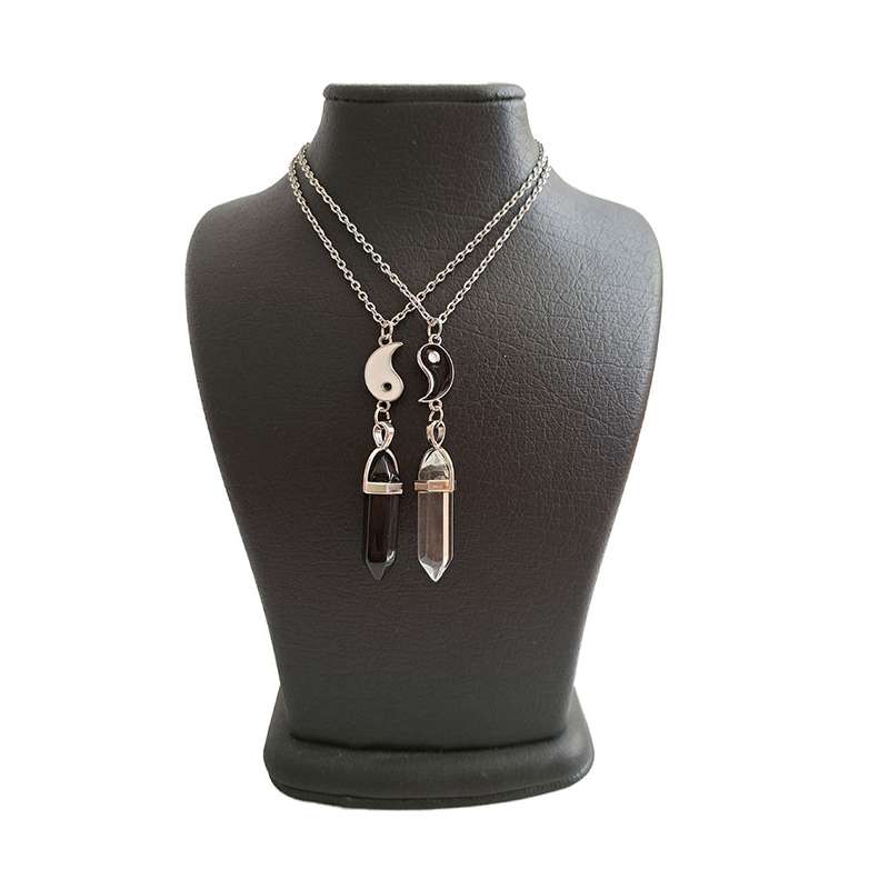 گردنبند مدل منشور و یین و یانگ بسته 2 عددی گردنبند مدل منشور و یین و یانگ بسته 2 عددی