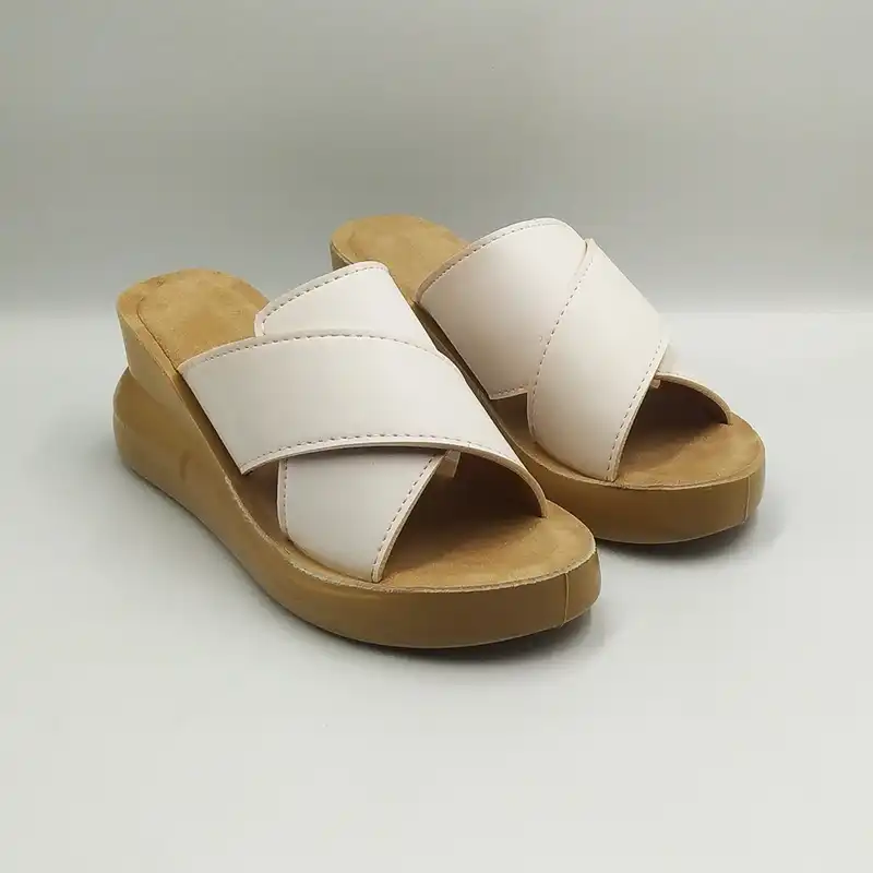 دمپایی زنانه مدل 1540804 رنگ سفید