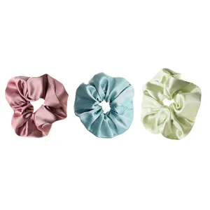 کش مو زنانه دلنار گالری مدل اسکرانچی ساتن پاستیلی مجموعه 3 عددی