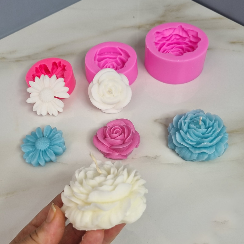 قالب شمع مدل ست گل آلاله، گل مارگاریت و گل رز کلاسیک کد F01 مجموعه 3 عددی