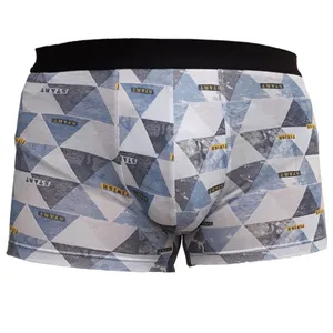 شورت مردانه مدل نیم پا فانتزی نخی