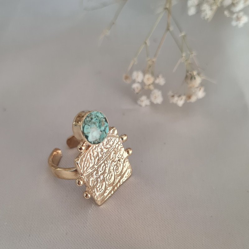 انگشتر زنانه مدل صاحب قرانیه فیروزه دار انگشتر زنانه مدل صاحب قرانیه فیروزه دار