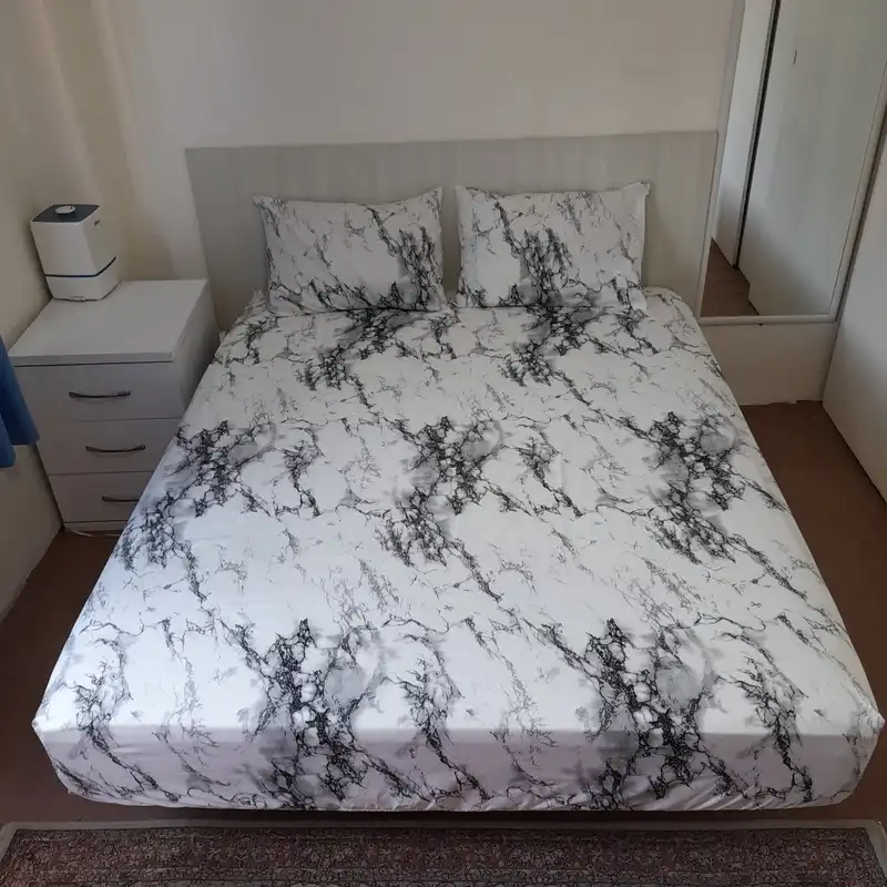 سرویس ملحفه مدل کشدوز niki03.25 طرح ماربل کد 90 یک نفره دو تکه