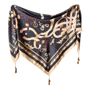 روسری زنانه مدل نخی قواره بزرگ کمربندی کد 882