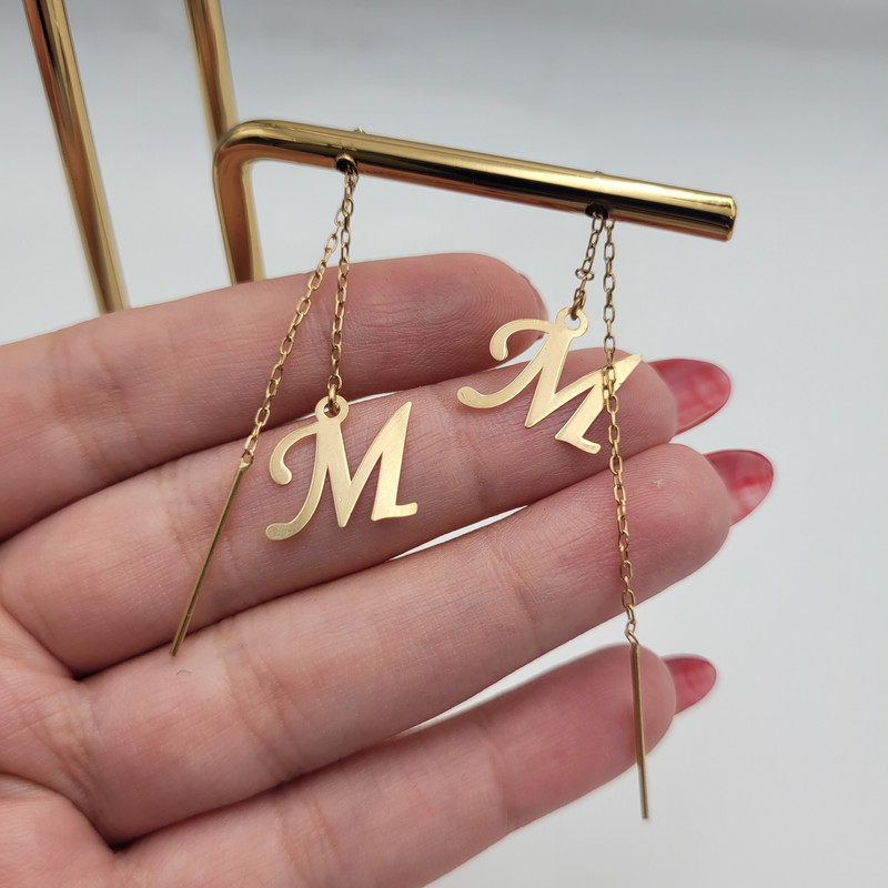 گوشواره بخیه‌ای طلا 18 عیار زنانه نیکان گلد مدل حرف M - 2