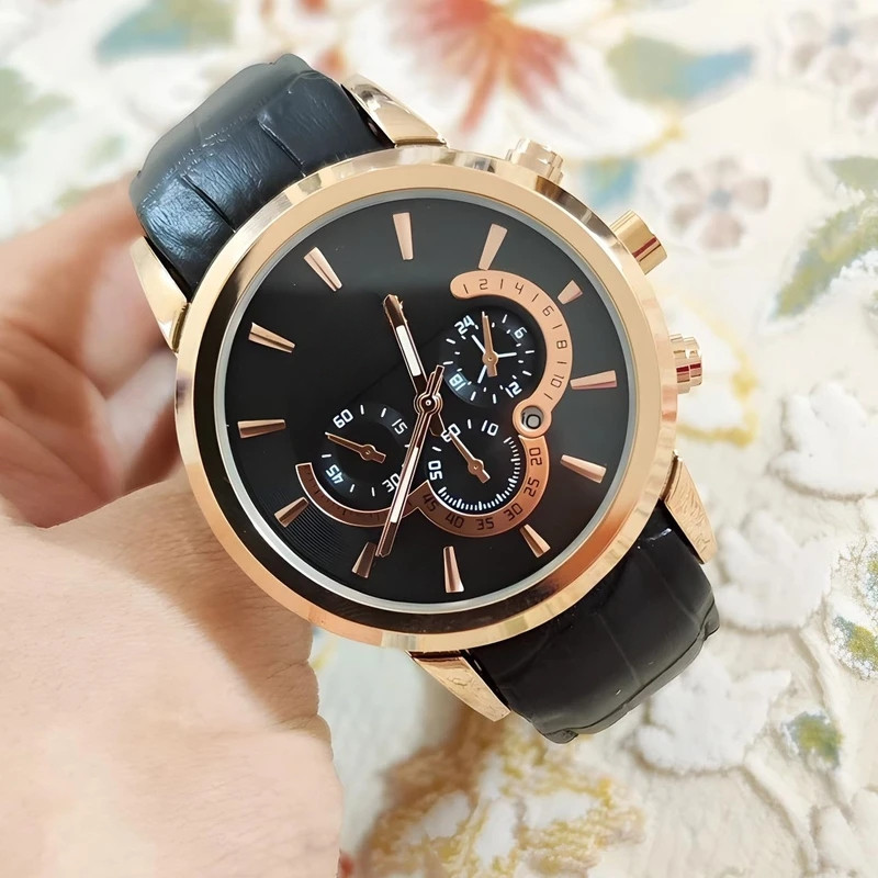 ساعت مچی عقربه‌ای مردانه کوارتز مدل کلاسیک تک موتوره بند چرم قفل فیکس کد 2