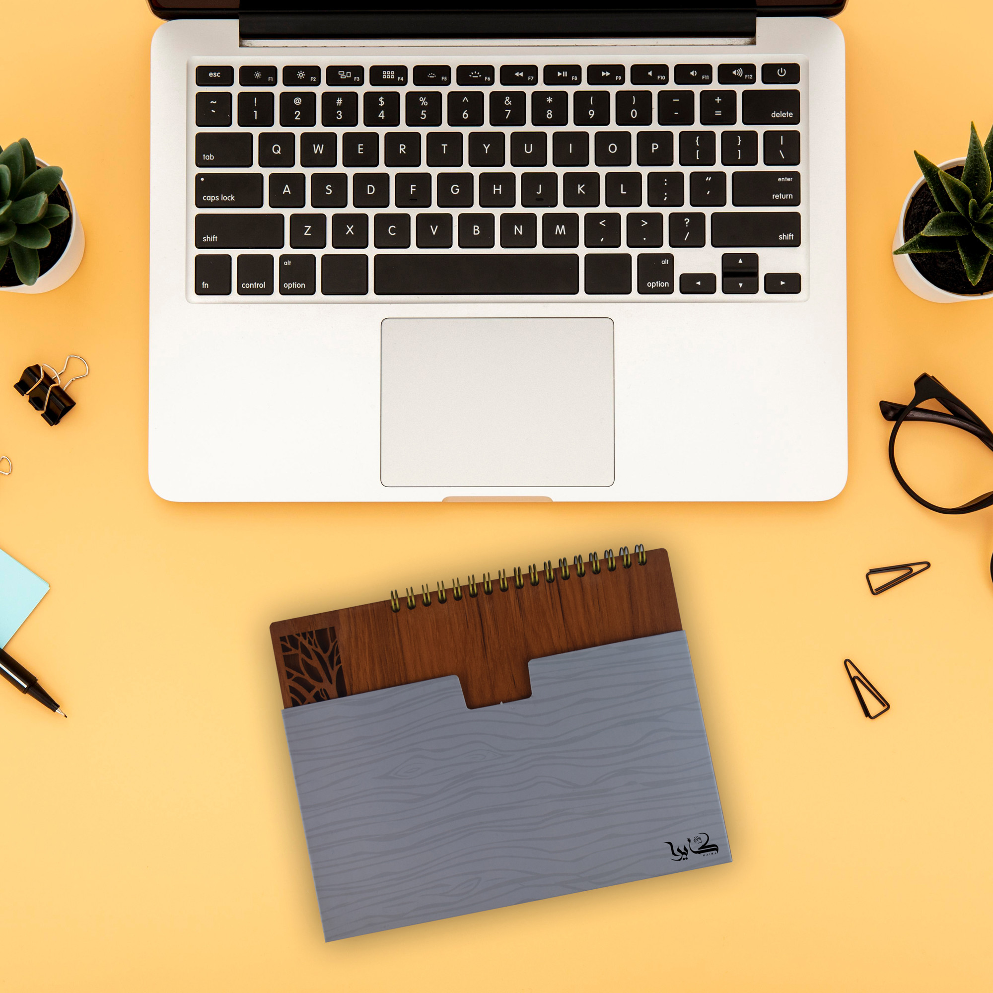 تقویم رومیزی سال 1403 کایرا مدل صبا