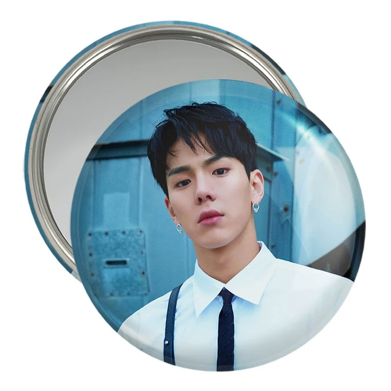 آینه جیبی خندالو مدل شونو گروه مانستا اکس MONSTA X  کد 12260