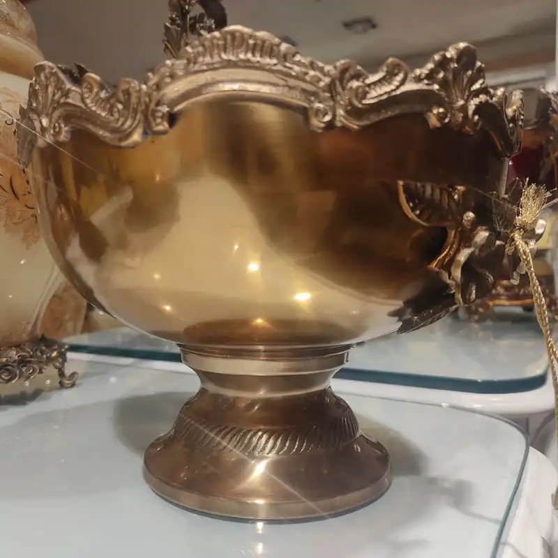 میوه خوری برنجی مدل پایه دار کد 99501