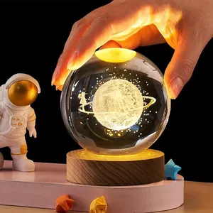 چراغ خواب مدل گوی کریستال سه بعدی طرح ماه و دختر 