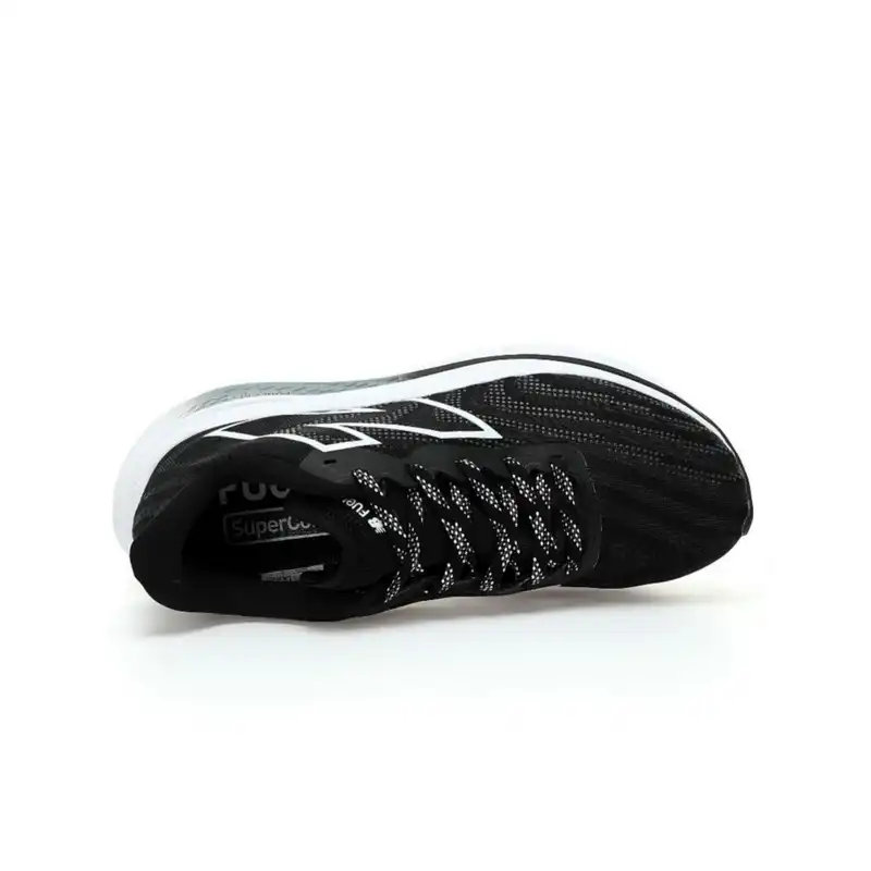 کفش راحتی زنانه مدل  FuelCell SuperComp Trainer v2