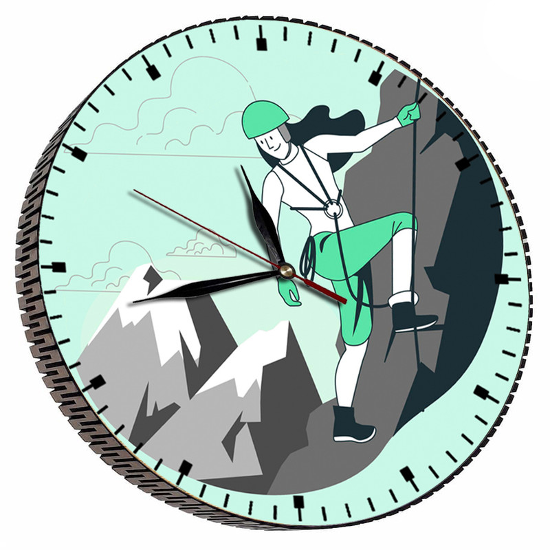 ساعت دیواری مدل کوهنورد