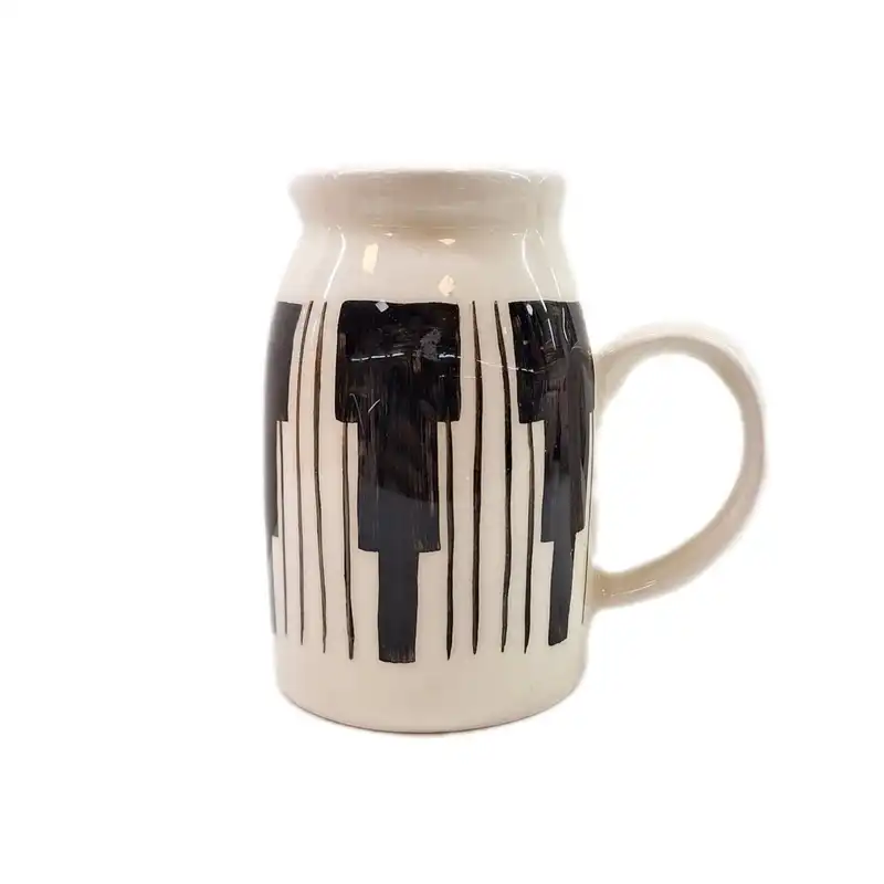 لیوان سرامیکی مدل دکوراتیو بختیاری