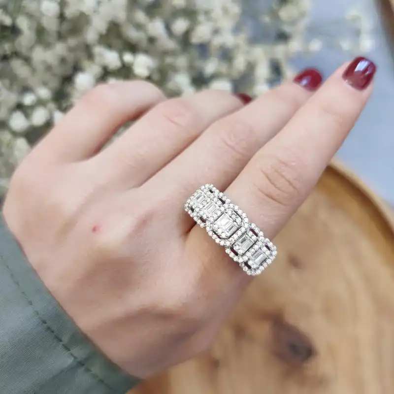 انگشتر نقره زنانه مدل مجلسی طرح جواهری ANR02