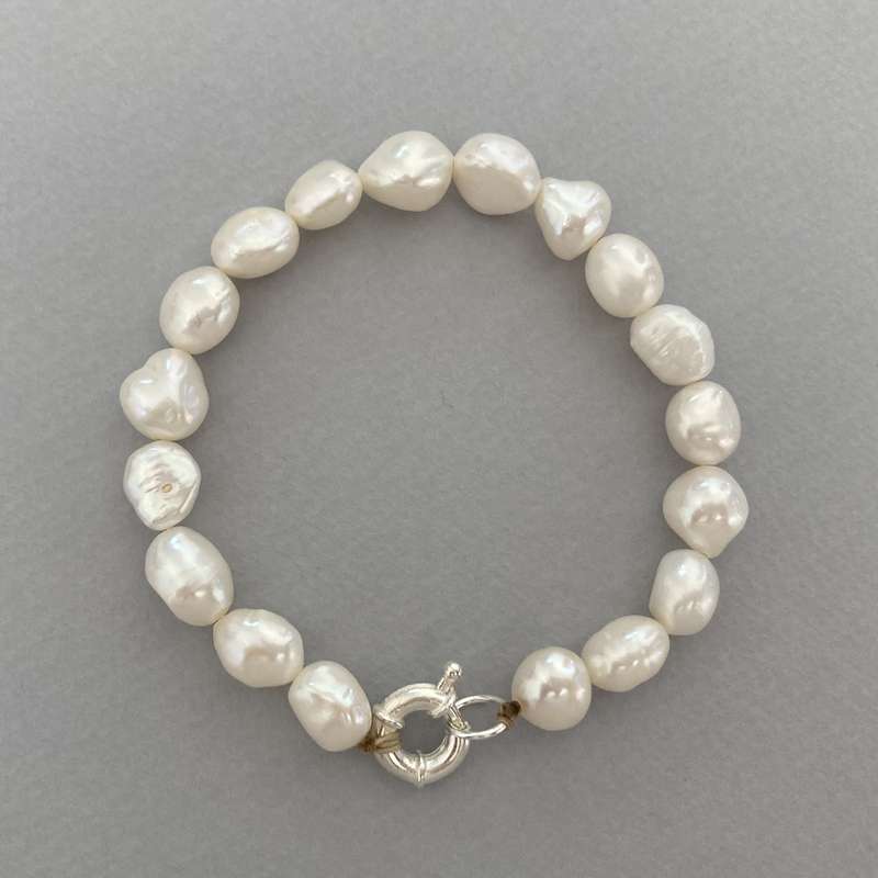 دستبند نقره زنانه الماسین آذر مدل مروارید باروک