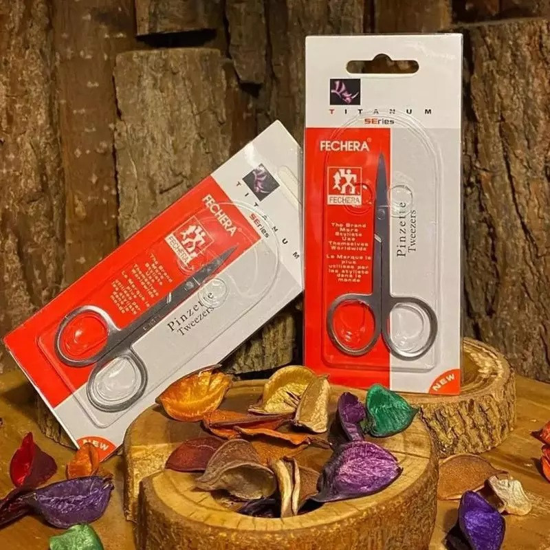 قیچی ابرو فیچرا مدل تیتانیوم