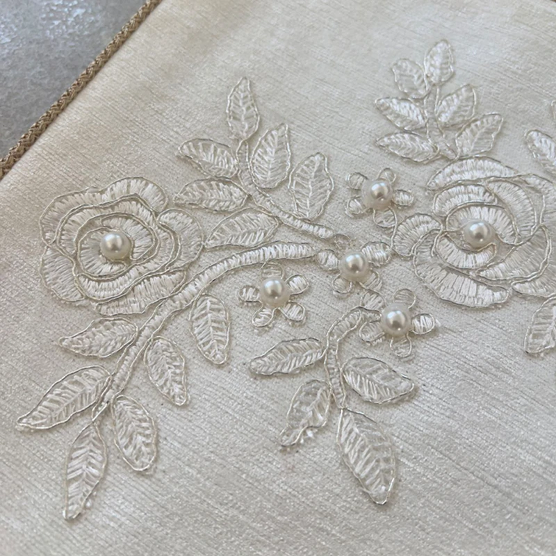 عکس شماره 4 : جانماز صفاهوم مدل گیپور طرح تالیا ساده